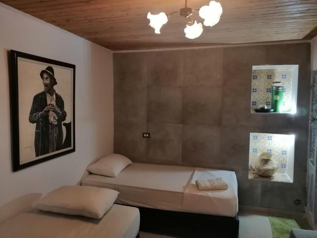 Casa Mama Waldy Hostel Cartagena ภายนอก รูปภาพ
