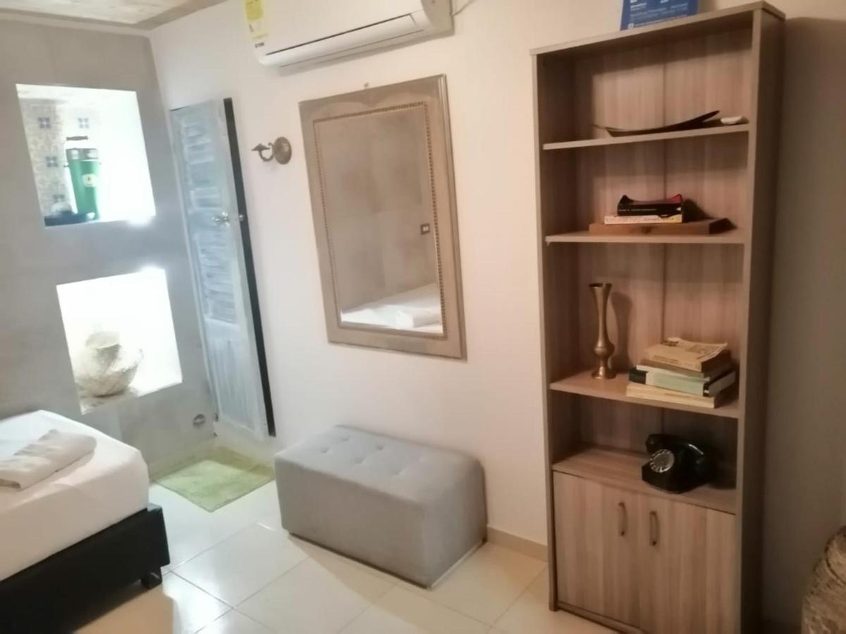 Casa Mama Waldy Hostel Cartagena ภายนอก รูปภาพ