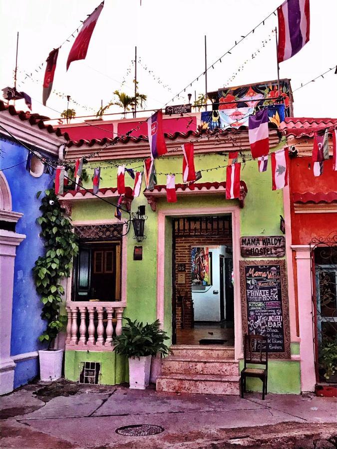 Casa Mama Waldy Hostel Cartagena ภายนอก รูปภาพ