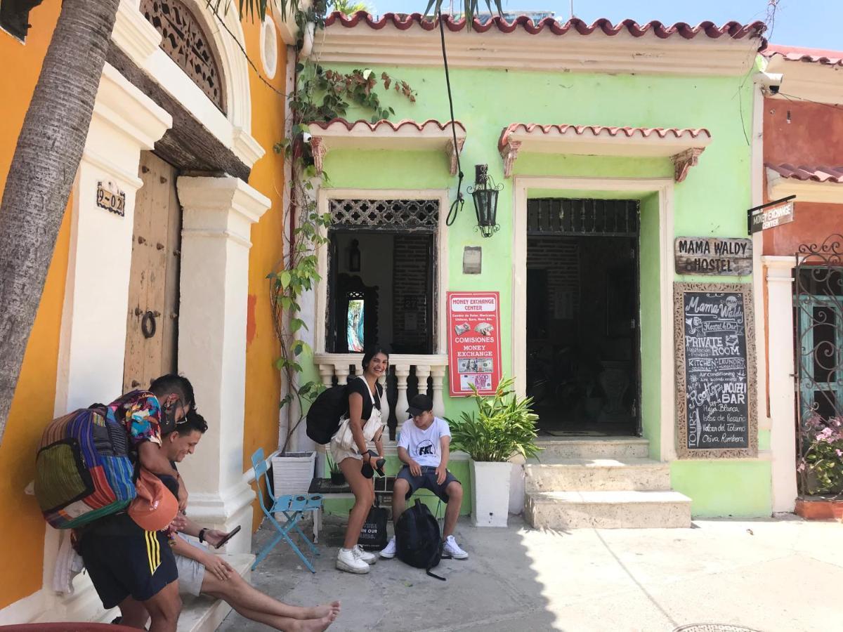 Casa Mama Waldy Hostel Cartagena ภายนอก รูปภาพ