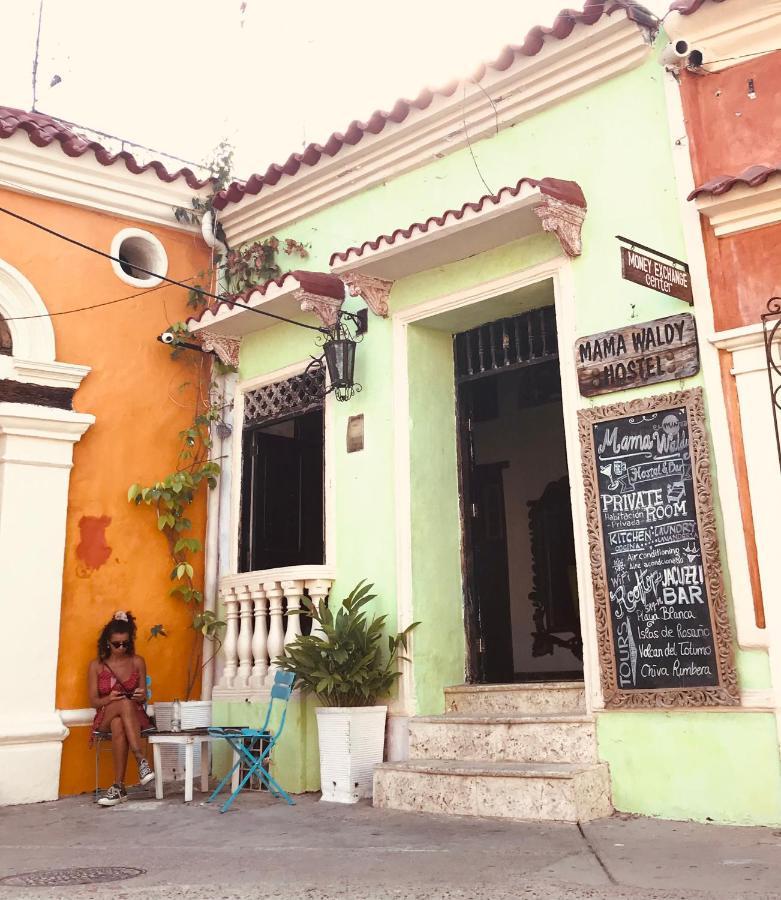 Casa Mama Waldy Hostel Cartagena ภายนอก รูปภาพ