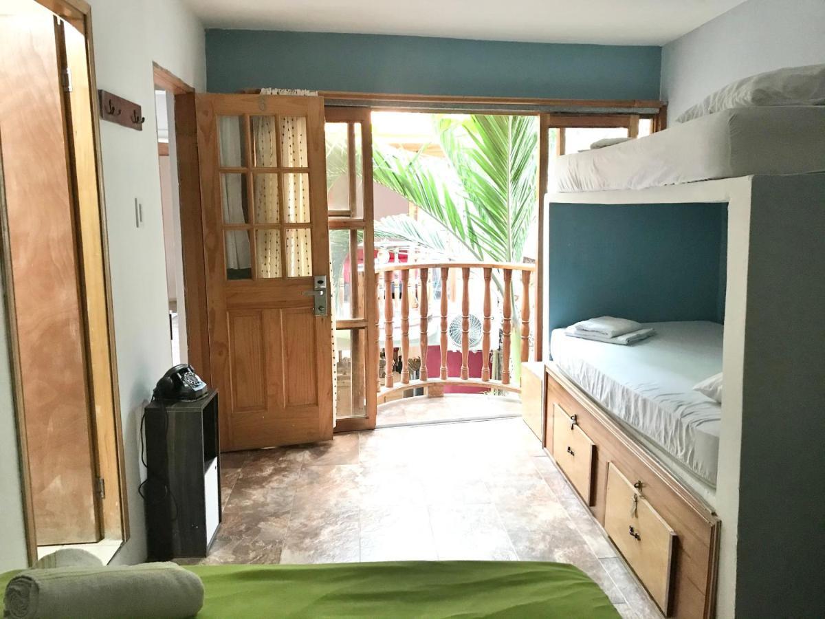 Casa Mama Waldy Hostel Cartagena ภายนอก รูปภาพ