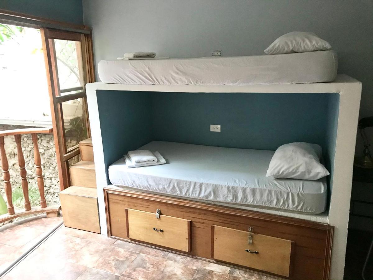 Casa Mama Waldy Hostel Cartagena ภายนอก รูปภาพ