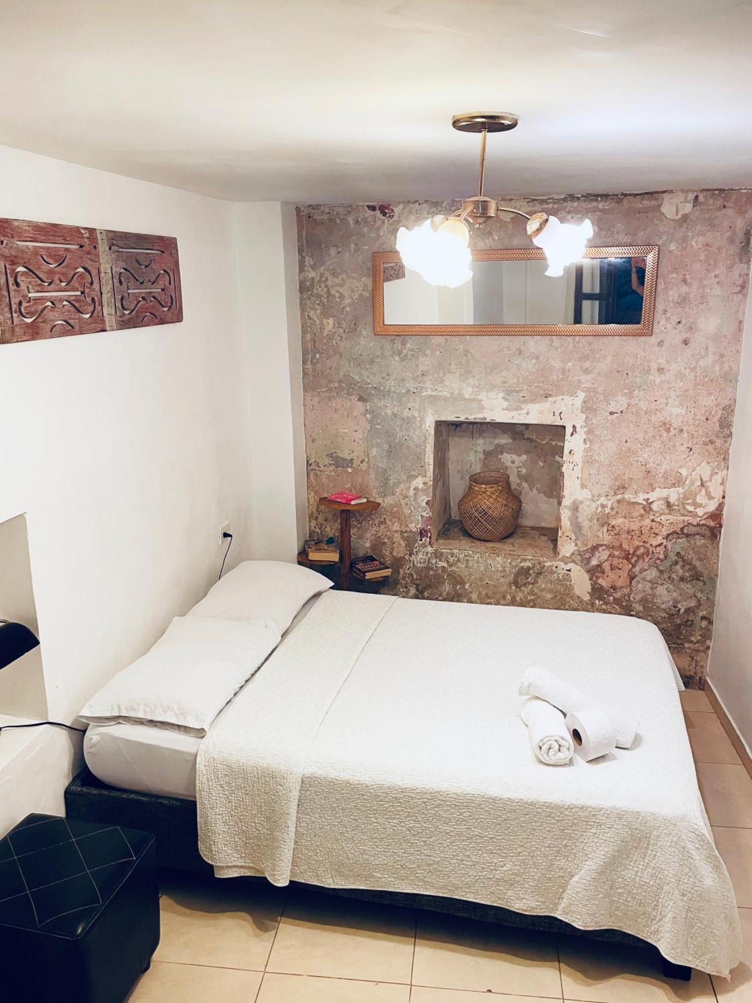 Casa Mama Waldy Hostel Cartagena ภายนอก รูปภาพ
